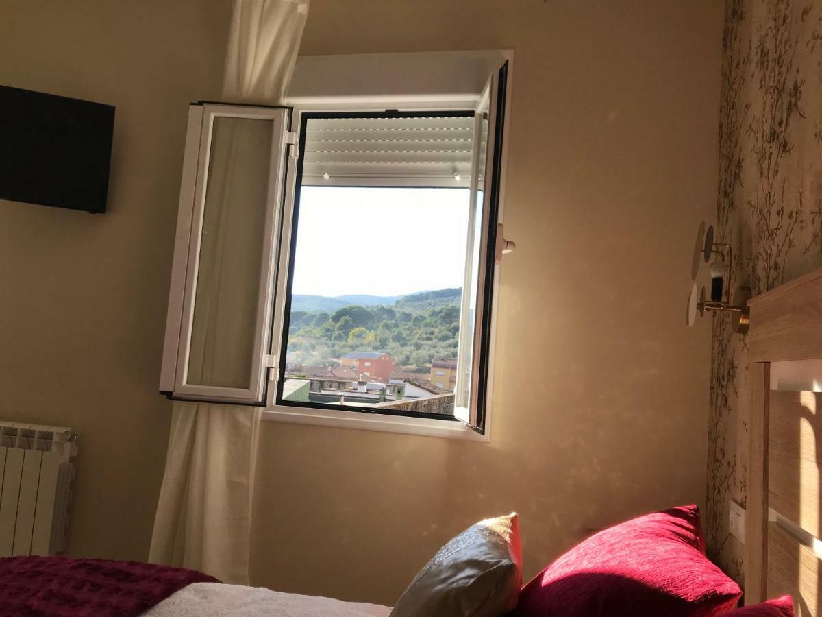 Charcos De Gredos Apartment อาเรนัส เด ซานเปโดร ภายนอก รูปภาพ